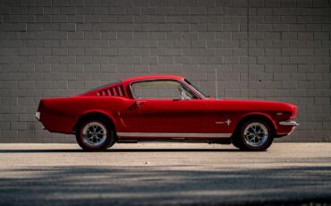 Unknown-Mustang-1965-Red-White-18