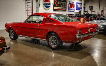 Unknown-Mustang-1965-Red-White-22