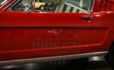 Unknown-Mustang-1965-Red-White-46