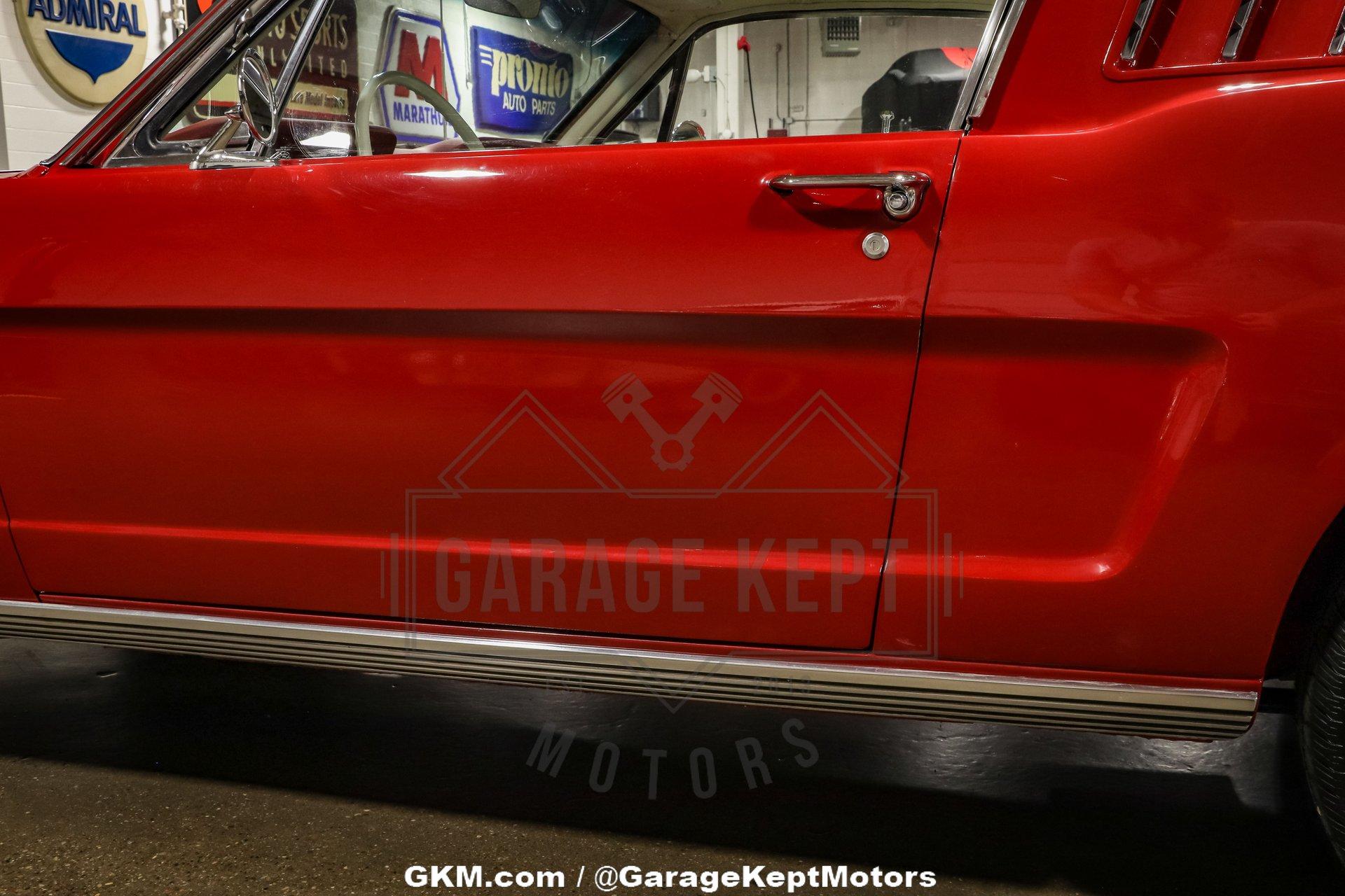 Unknown-Mustang-1965-Red-White-47