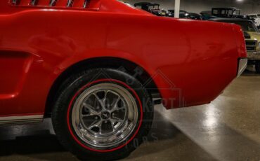 Unknown-Mustang-1965-Red-White-49