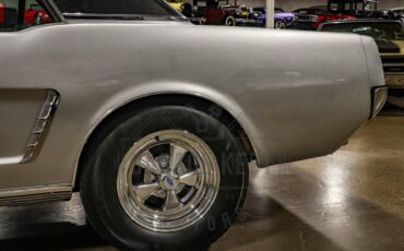 Unknown-Mustang-1965-Silver-Black-1