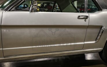Unknown-Mustang-1965-Silver-Black-38