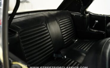 Unknown-Mustang-1965-Springtime-Yellow-Black-43