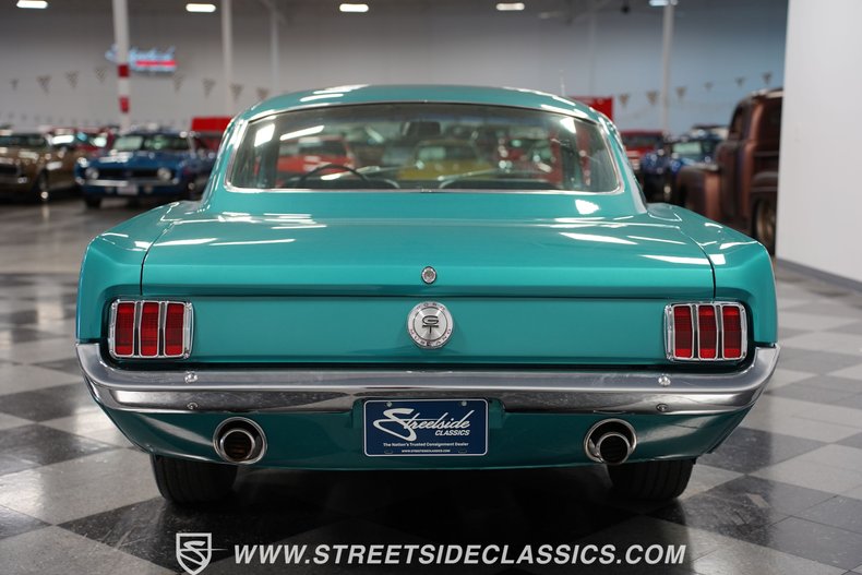 Unknown-Mustang-1965-Twilight-Turquoise-Black-15