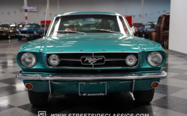 Unknown-Mustang-1965-Twilight-Turquoise-Black-23