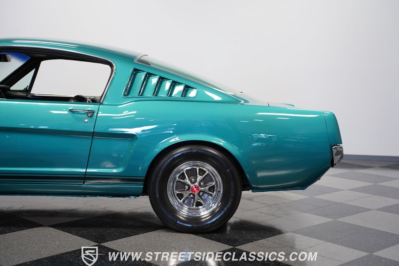 Unknown-Mustang-1965-Twilight-Turquoise-Black-29