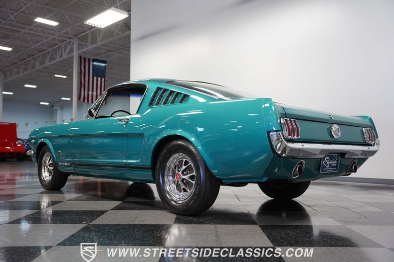 Unknown-Mustang-1965-Twilight-Turquoise-Black-30