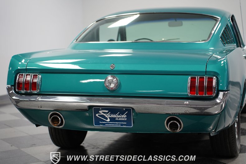 Unknown-Mustang-1965-Twilight-Turquoise-Black-34