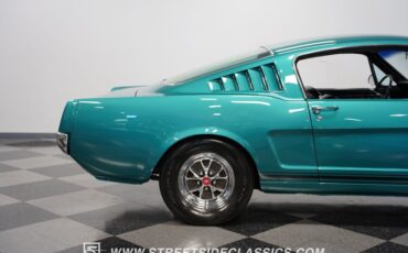 Unknown-Mustang-1965-Twilight-Turquoise-Black-36