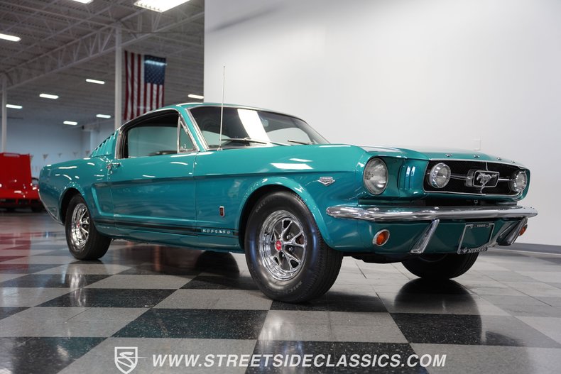 Unknown-Mustang-1965-Twilight-Turquoise-Black-38