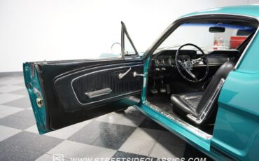 Unknown-Mustang-1965-Twilight-Turquoise-Black-44
