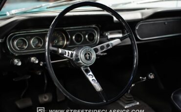 Unknown-Mustang-1965-Twilight-Turquoise-Black-46