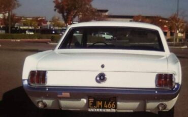 Unknown-Mustang-1965-White-1
