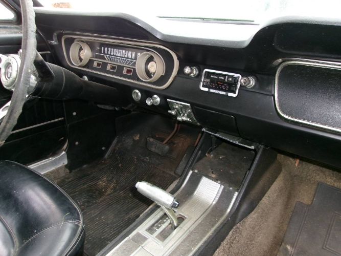 Unknown-Mustang-1965-White-16