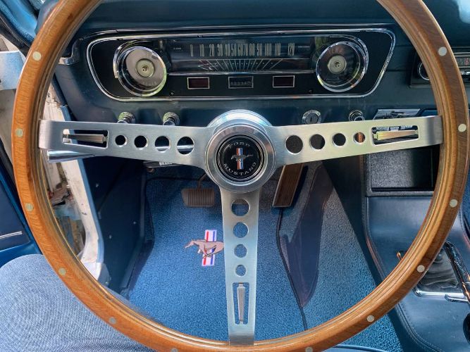 Unknown-Mustang-1965-White-23
