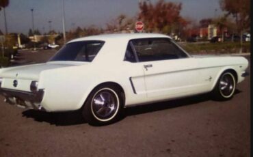 Unknown-Mustang-1965-White-3