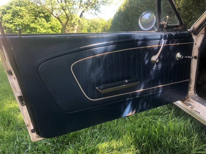 Unknown-Mustang-1965-White-8