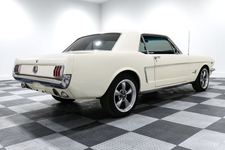 Unknown-Mustang-1965-White-BLACK-7