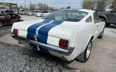 Unknown-Mustang-1965-White-Black-10