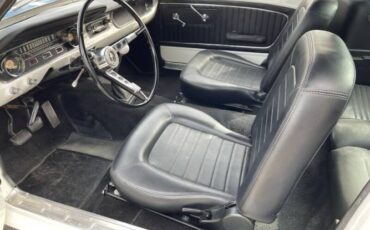 Unknown-Mustang-1965-White-Black