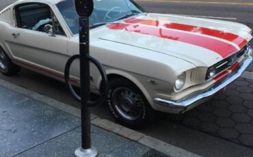 Unknown-Mustang-1965-Wimbledon-White-17