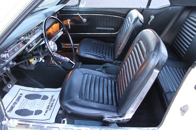 Unknown-Mustang-1965-Yellow-Black-37