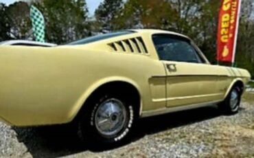 Unknown-Mustang-1965-Yellow-Black-5