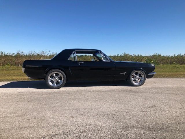 Unknown-Mustang-1966-Black-13