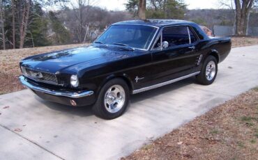 Unknown-Mustang-1966-Black-8