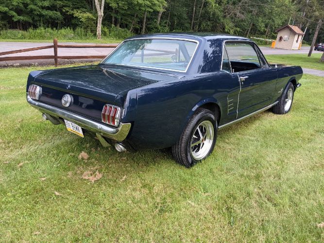 Unknown-Mustang-1966-Blue-10