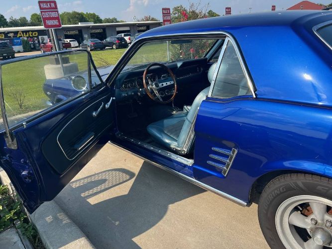 Unknown-Mustang-1966-Blue-7