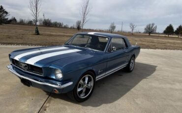 Unknown-Mustang-1966-Blue-Black-16