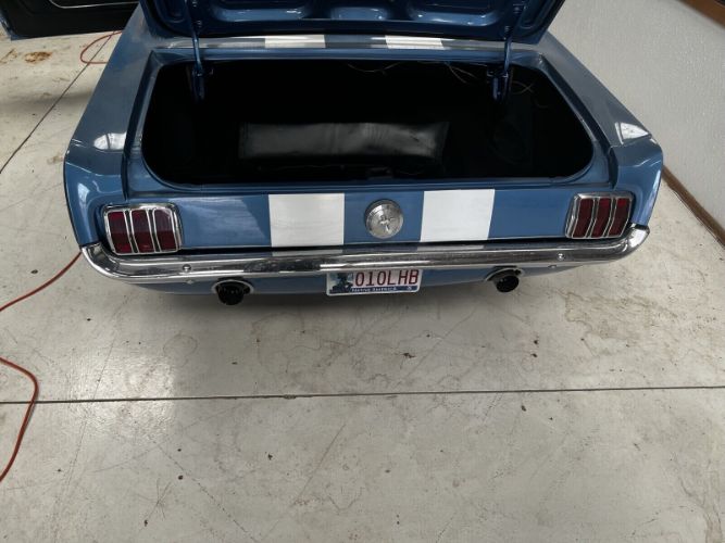 Unknown-Mustang-1966-Blue-Black-25