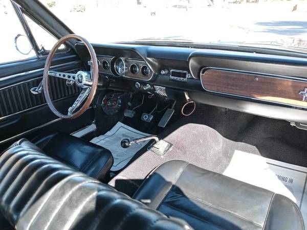 Unknown-Mustang-1966-Blue-Black-4