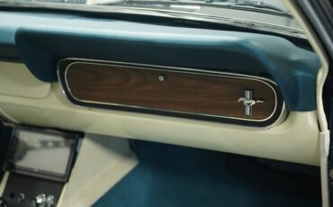 Unknown-Mustang-1966-Caspian-Blue-White-11