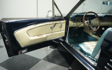 Unknown-Mustang-1966-Caspian-Blue-White-18