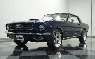 Unknown-Mustang-1966-Caspian-Blue-White-21