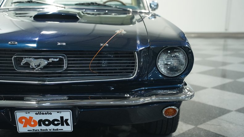 Unknown-Mustang-1966-Caspian-Blue-White-33