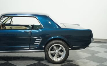 Unknown-Mustang-1966-Caspian-Blue-White-34