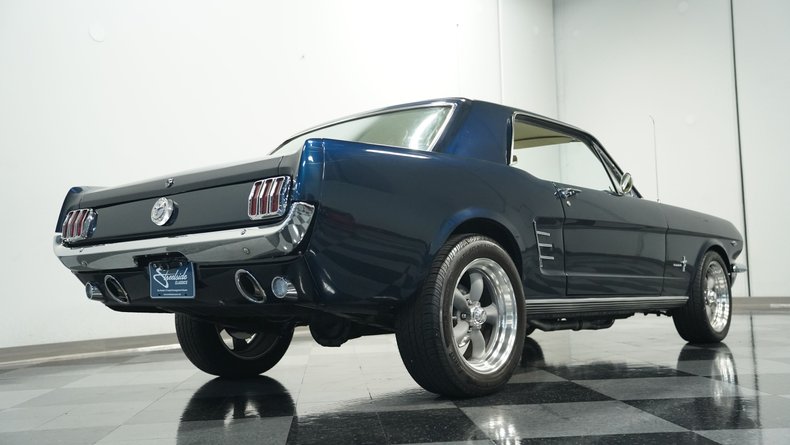Unknown-Mustang-1966-Caspian-Blue-White-36