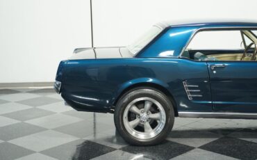 Unknown-Mustang-1966-Caspian-Blue-White-37