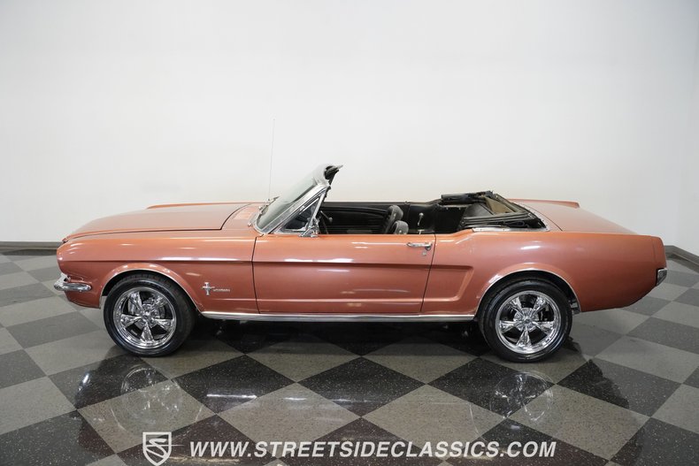 Unknown-Mustang-1966-Emberglo-Black-22