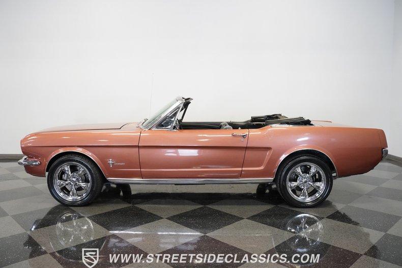 Unknown-Mustang-1966-Emberglo-Black-3