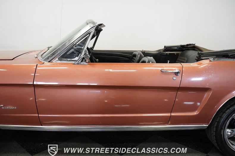 Unknown-Mustang-1966-Emberglo-Black-31