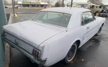 Unknown-Mustang-1966-Gray-Black-9