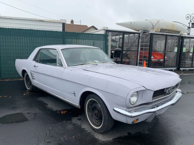 Unknown-Mustang-1966-Gray-Black