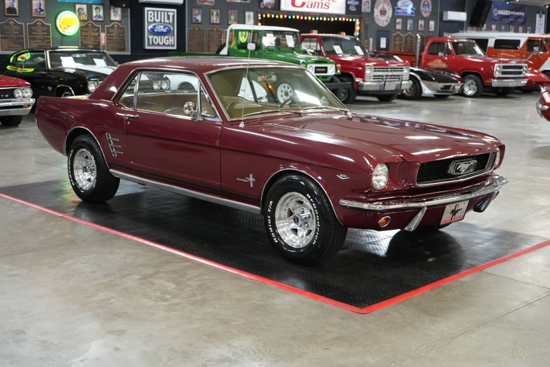 Unknown-Mustang-1966-Maroon-Tan-25