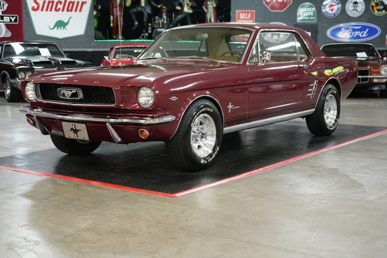 Unknown-Mustang-1966-Maroon-Tan-31