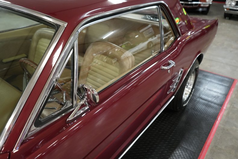 Unknown-Mustang-1966-Maroon-Tan-43